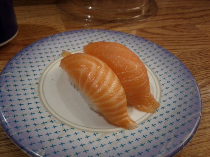 Salmon Sushi 
