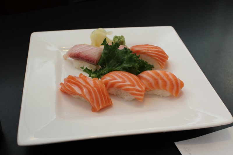 Salmon Nigiri