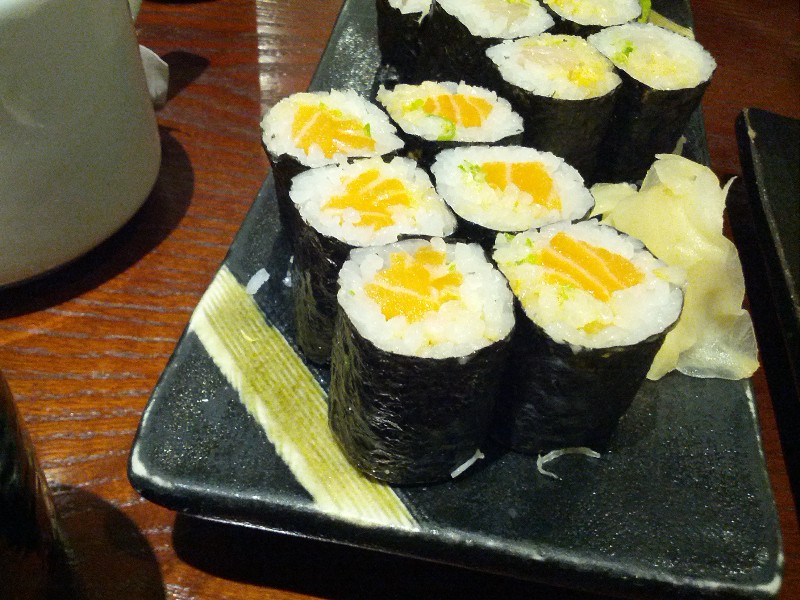 Spicy Salmon Roll 