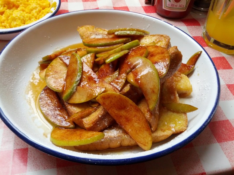 Apple Cinnamon French Toast