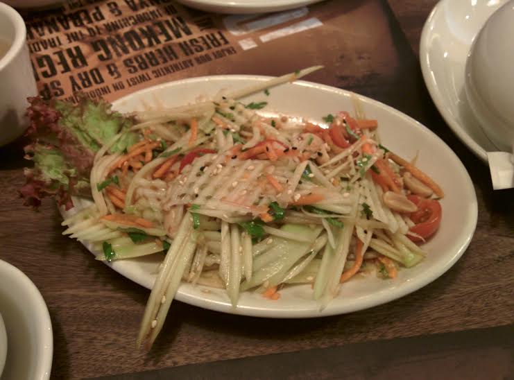 Spicy Green Papaya Salad