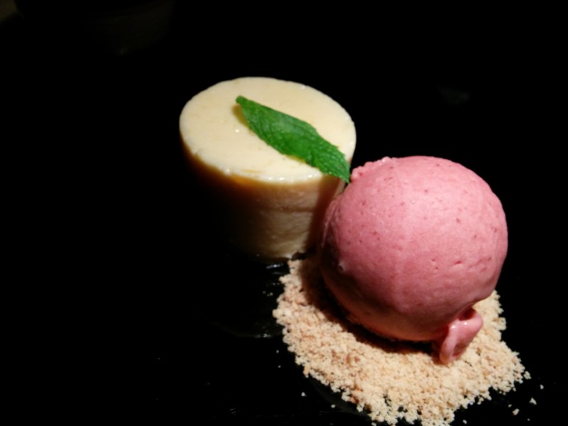 Lemon Cheesecake with Strawberry Ice Cream