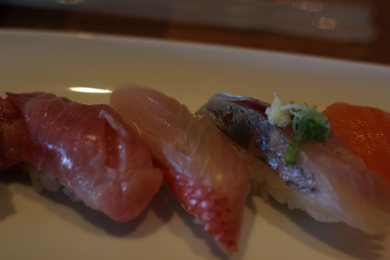 Kinmedai / golden big eye snapper