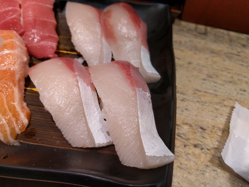 Hamachi Toro