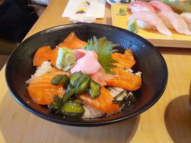 Sake Don (Salmon Bowl) 