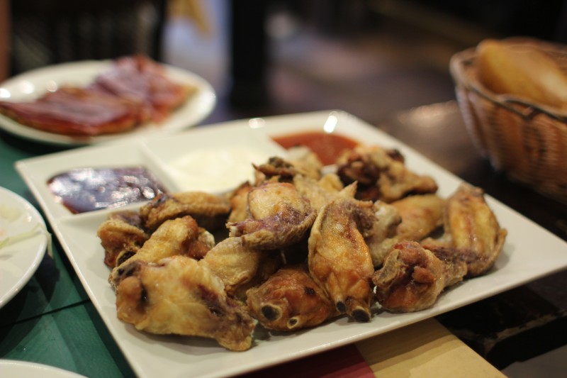 Chicken Wings with 3 Sauces