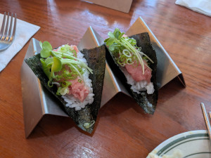 Negi Toro hand roll