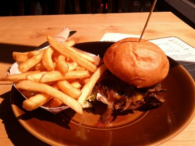 Double "R" Ranch chuck house Burger 